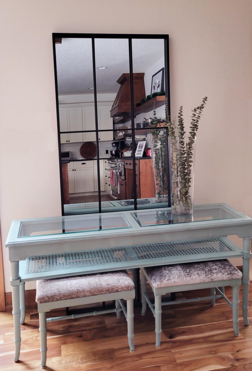 Color and styling refresh to a console table/stool set. Also, a POP of color!